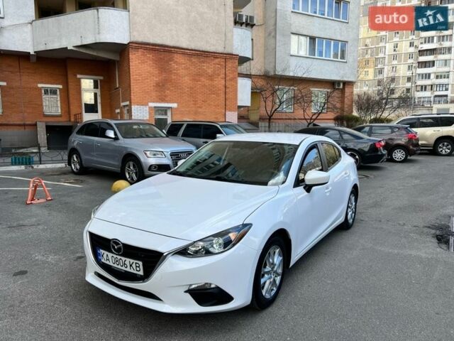 Білий Мазда 3, об'ємом двигуна 2 л та пробігом 165 тис. км за 10800 $, фото 1 на Automoto.ua