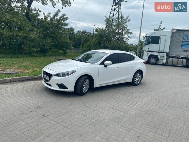 Білий Мазда 3, об'ємом двигуна 2 л та пробігом 196 тис. км за 11000 $, фото 1 на Automoto.ua