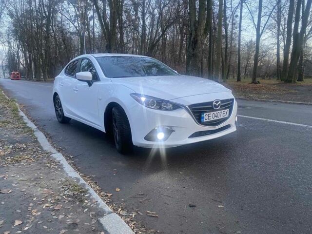 Белый Мазда 3, объемом двигателя 2 л и пробегом 111 тыс. км за 12500 $, фото 1 на Automoto.ua
