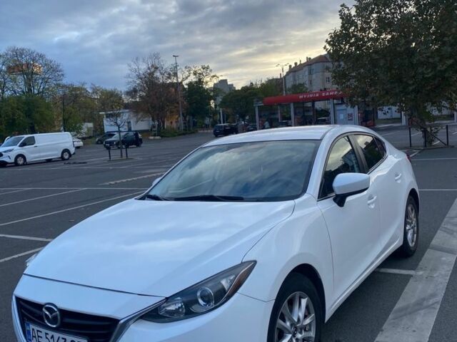 Білий Мазда 3, об'ємом двигуна 2 л та пробігом 160 тис. км за 10000 $, фото 1 на Automoto.ua