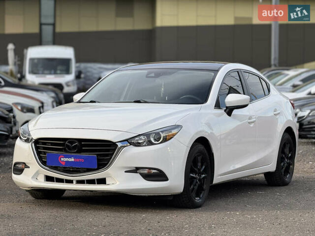 Белый Мазда 3, объемом двигателя 2 л и пробегом 39 тыс. км за 13500 $, фото 1 на Automoto.ua