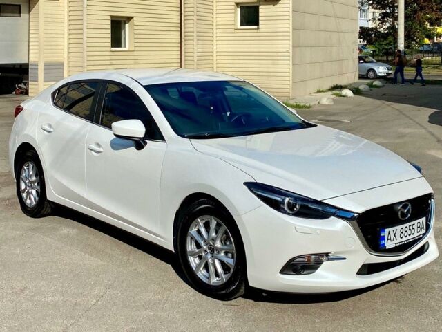 Білий Мазда 3, об'ємом двигуна 1.5 л та пробігом 11 тис. км за 19500 $, фото 1 на Automoto.ua