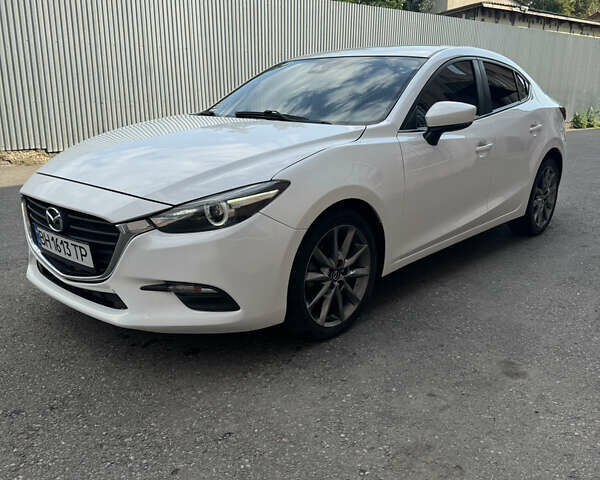Белый Мазда 3, объемом двигателя 2.5 л и пробегом 97 тыс. км за 14700 $, фото 1 на Automoto.ua