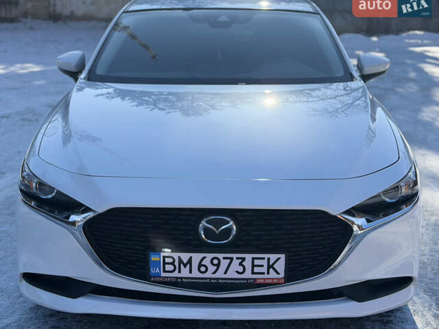Білий Мазда 3, об'ємом двигуна 2.49 л та пробігом 130 тис. км за 16000 $, фото 1 на Automoto.ua