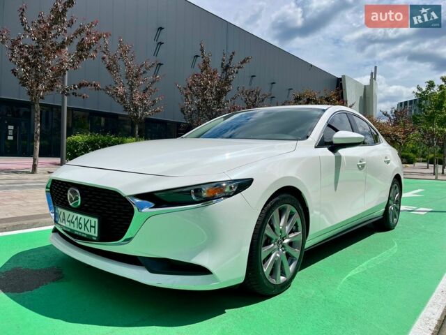Білий Мазда 3, об'ємом двигуна 2.49 л та пробігом 36 тис. км за 15300 $, фото 1 на Automoto.ua