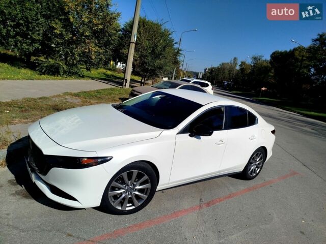 Білий Мазда 3, об'ємом двигуна 2.5 л та пробігом 180 тис. км за 12950 $, фото 1 на Automoto.ua