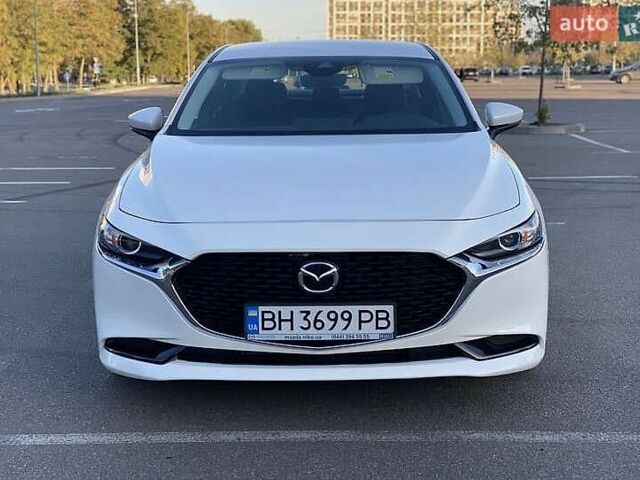 Білий Мазда 3, об'ємом двигуна 2.5 л та пробігом 77 тис. км за 8200 $, фото 1 на Automoto.ua