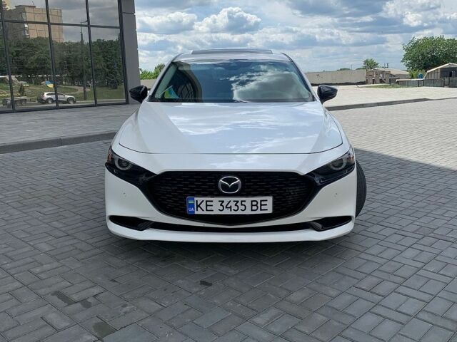 Білий Мазда 3, об'ємом двигуна 2.49 л та пробігом 104 тис. км за 17500 $, фото 1 на Automoto.ua