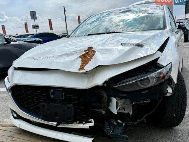 Білий Мазда 3, об'ємом двигуна 2.49 л та пробігом 76 тис. км за 10500 $, фото 1 на Automoto.ua