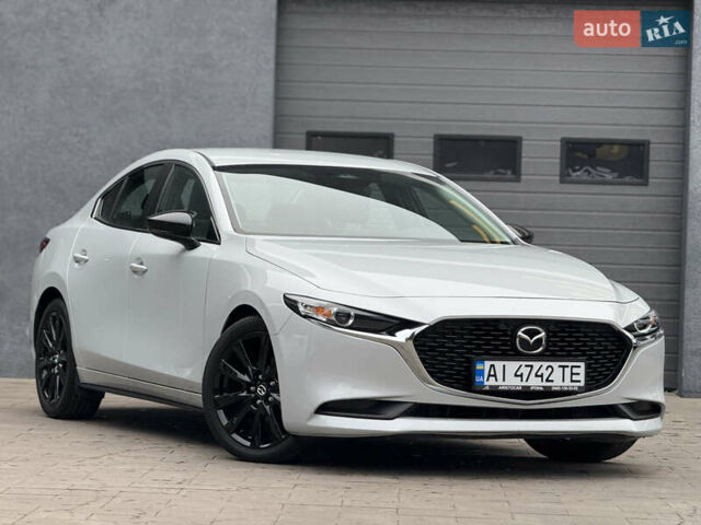Білий Мазда 3, об'ємом двигуна 2.49 л та пробігом 5 тис. км за 24000 $, фото 1 на Automoto.ua