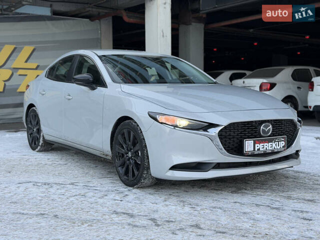 Белый Мазда 3, объемом двигателя 2.49 л и пробегом 5 тыс. км за 22700 $, фото 1 на Automoto.ua