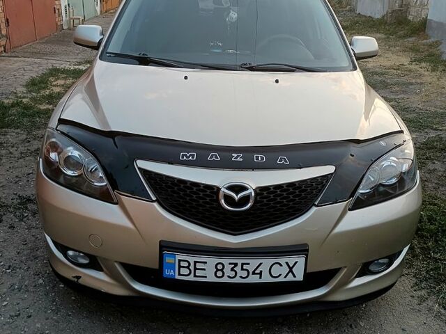 Бежевый Мазда 3, объемом двигателя 1.6 л и пробегом 235 тыс. км за 4500 $, фото 1 на Automoto.ua