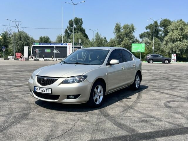 Бежевый Мазда 3, объемом двигателя 1.6 л и пробегом 340 тыс. км за 3999 $, фото 1 на Automoto.ua
