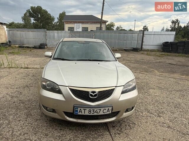 Бежевий Мазда 3, об'ємом двигуна 1.6 л та пробігом 235 тис. км за 4000 $, фото 1 на Automoto.ua