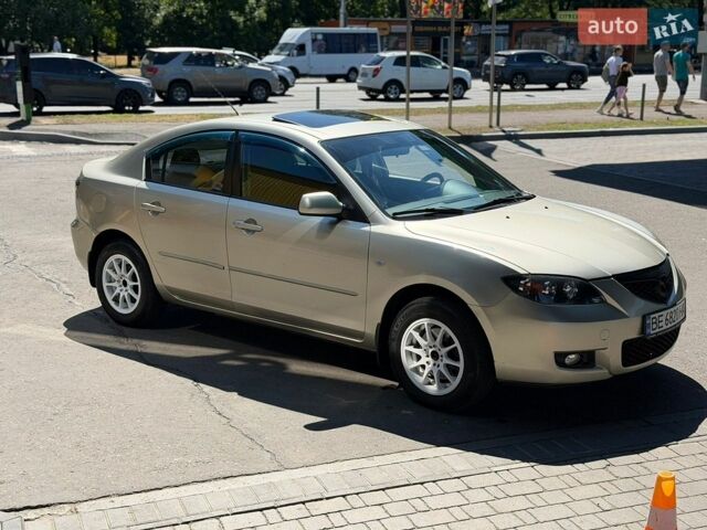Бежевый Мазда 3, объемом двигателя 1.5 л и пробегом 125 тыс. км за 5500 $, фото 1 на Automoto.ua