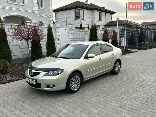 Бежевий Мазда 3, об'ємом двигуна 1.6 л та пробігом 78 тис. км за 7700 $, фото 1 на Automoto.ua