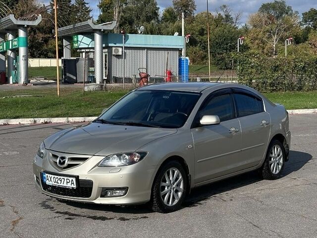 Бежевый Мазда 3, объемом двигателя 2 л и пробегом 151 тыс. км за 5300 $, фото 1 на Automoto.ua