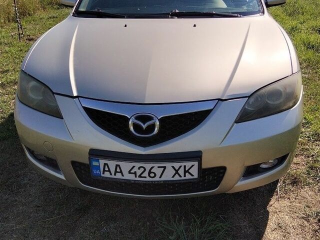 Бежевий Мазда 3, об'ємом двигуна 1.6 л та пробігом 290 тис. км за 4980 $, фото 1 на Automoto.ua