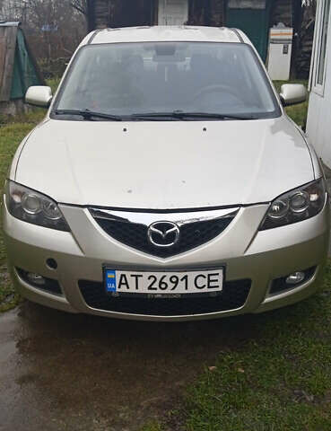 Бежевый Мазда 3, объемом двигателя 1.6 л и пробегом 250 тыс. км за 4177 $, фото 1 на Automoto.ua