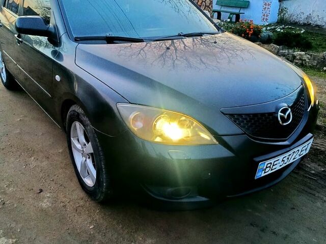 Чорний Мазда 3, об'ємом двигуна 1.6 л та пробігом 376 тис. км за 4400 $, фото 1 на Automoto.ua