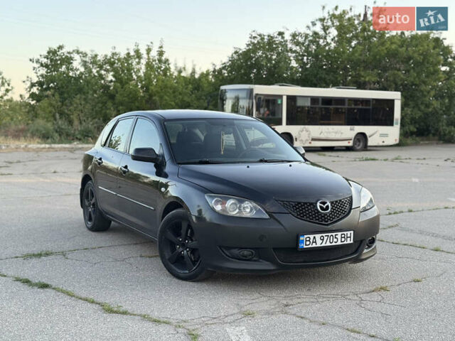 Черный Мазда 3, объемом двигателя 1.6 л и пробегом 270 тыс. км за 4500 $, фото 1 на Automoto.ua