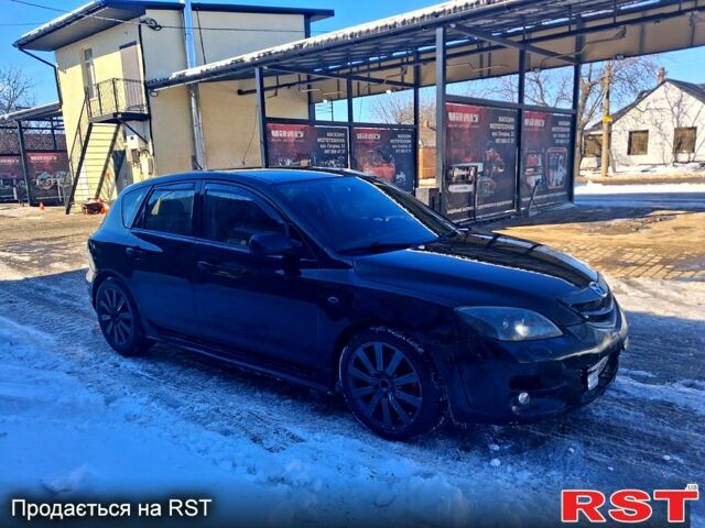 Черный Мазда 3, объемом двигателя 2 л и пробегом 328 тыс. км за 3500 $, фото 1 на Automoto.ua