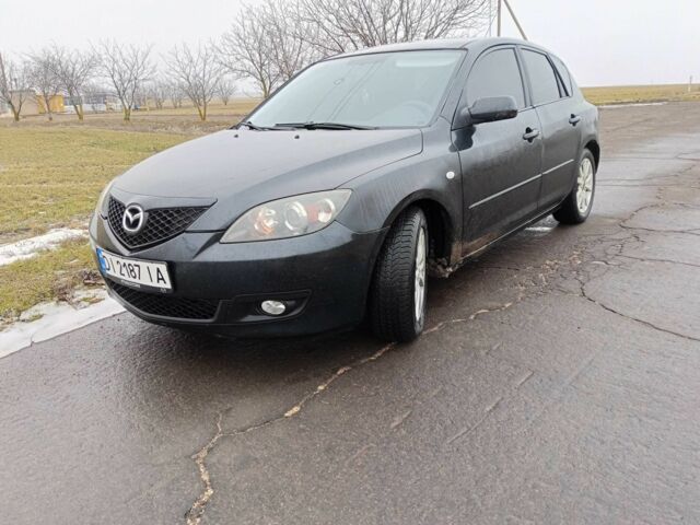 Черный Мазда 3, объемом двигателя 1.6 л и пробегом 370 тыс. км за 4300 $, фото 1 на Automoto.ua