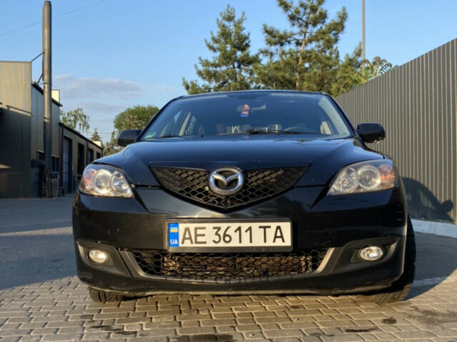 Черный Мазда 3, объемом двигателя 1.6 л и пробегом 218 тыс. км за 5600 $, фото 1 на Automoto.ua