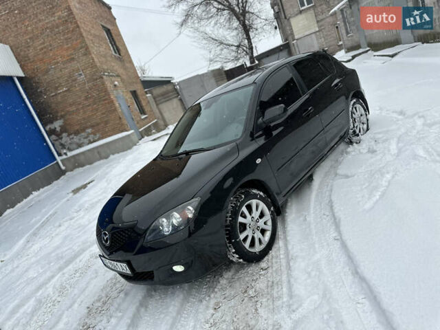 Черный Мазда 3, объемом двигателя 1.6 л и пробегом 240 тыс. км за 5300 $, фото 1 на Automoto.ua