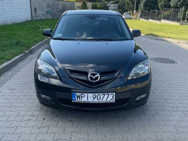 Черный Мазда 3, объемом двигателя 1.6 л и пробегом 200 тыс. км за 900 $, фото 1 на Automoto.ua
