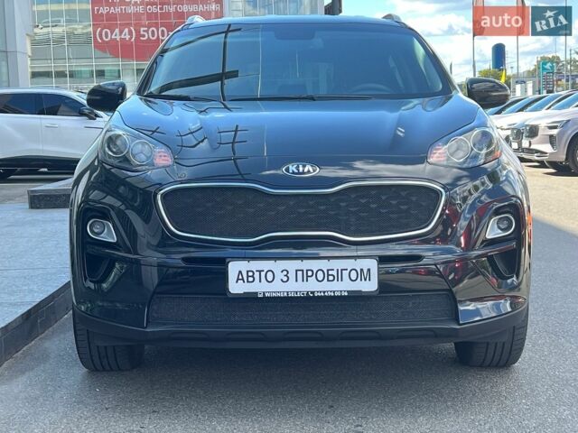 Черный Мазда 3, объемом двигателя 1.6 л и пробегом 297 тыс. км за 4015 $, фото 1 на Automoto.ua