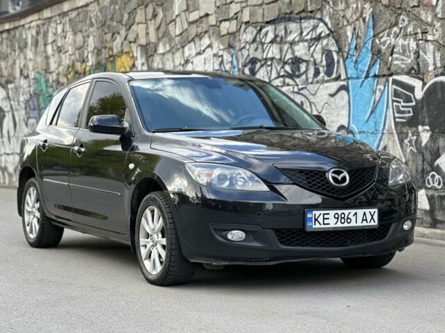 Черный Мазда 3, объемом двигателя 1.6 л и пробегом 240 тыс. км за 5200 $, фото 1 на Automoto.ua