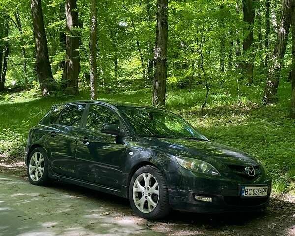 Чорний Мазда 3, об'ємом двигуна 2 л та пробігом 180 тис. км за 5888 $, фото 1 на Automoto.ua