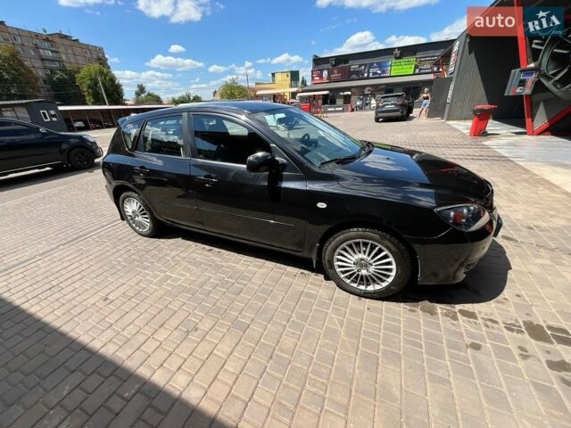 Черный Мазда 3, объемом двигателя 1.6 л и пробегом 160 тыс. км за 4400 $, фото 1 на Automoto.ua