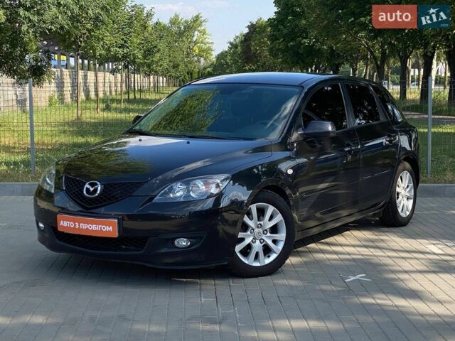 Черный Мазда 3, объемом двигателя 1.6 л и пробегом 197 тыс. км за 4200 $, фото 1 на Automoto.ua