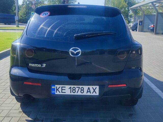 Черный Мазда 3, объемом двигателя 1.6 л и пробегом 215 тыс. км за 6000 $, фото 1 на Automoto.ua