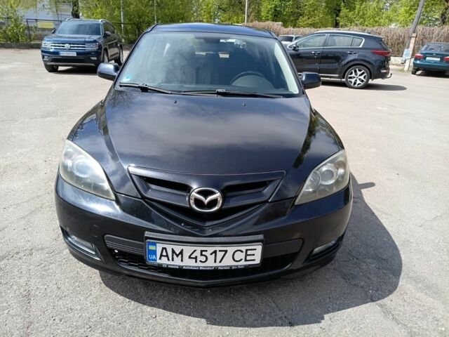 Черный Мазда 3, объемом двигателя 2 л и пробегом 180 тыс. км за 5500 $, фото 1 на Automoto.ua