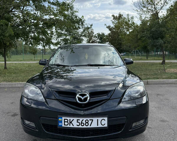 Черный Мазда 3, объемом двигателя 1.6 л и пробегом 211 тыс. км за 5999 $, фото 1 на Automoto.ua
