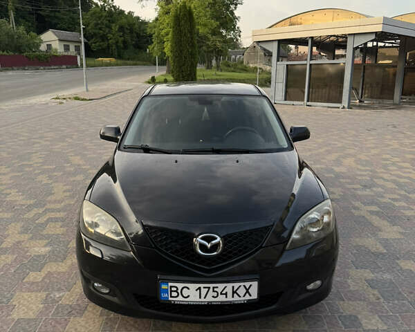 Черный Мазда 3, объемом двигателя 1.6 л и пробегом 240 тыс. км за 6200 $, фото 1 на Automoto.ua