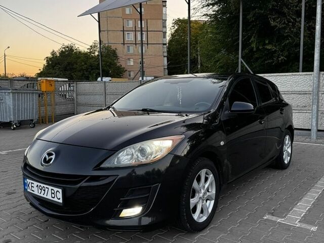 Чорний Мазда 3, об'ємом двигуна 1.6 л та пробігом 272 тис. км за 6000 $, фото 1 на Automoto.ua