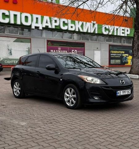 Черный Мазда 3, объемом двигателя 1.6 л и пробегом 268 тыс. км за 5800 $, фото 1 на Automoto.ua
