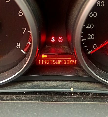 Чорний Мазда 3, об'ємом двигуна 2 л та пробігом 114 тис. км за 7700 $, фото 1 на Automoto.ua