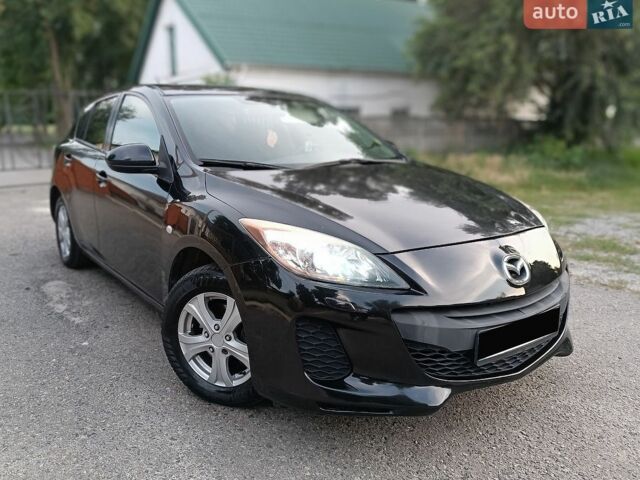 Чорний Мазда 3, об'ємом двигуна 1.6 л та пробігом 280 тис. км за 5850 $, фото 1 на Automoto.ua