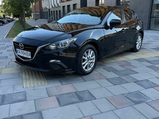 Черный Мазда 3, объемом двигателя 2 л и пробегом 216 тыс. км за 9200 $, фото 1 на Automoto.ua