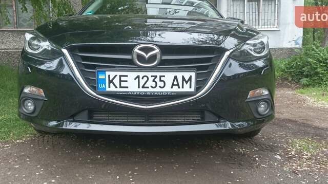 Черный Мазда 3, объемом двигателя 2.2 л и пробегом 223 тыс. км за 9500 $, фото 1 на Automoto.ua