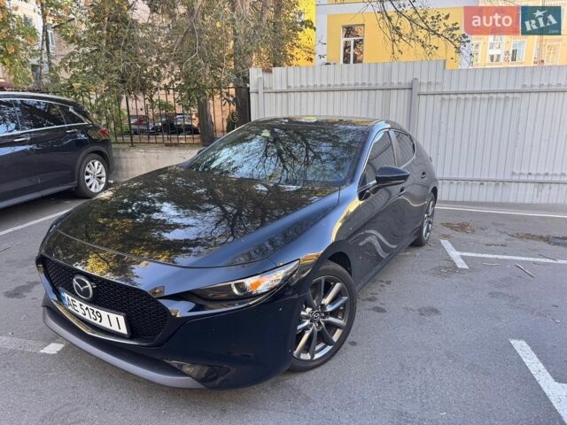 Черный Мазда 3, объемом двигателя 2.49 л и пробегом 65 тыс. км за 15050 $, фото 1 на Automoto.ua