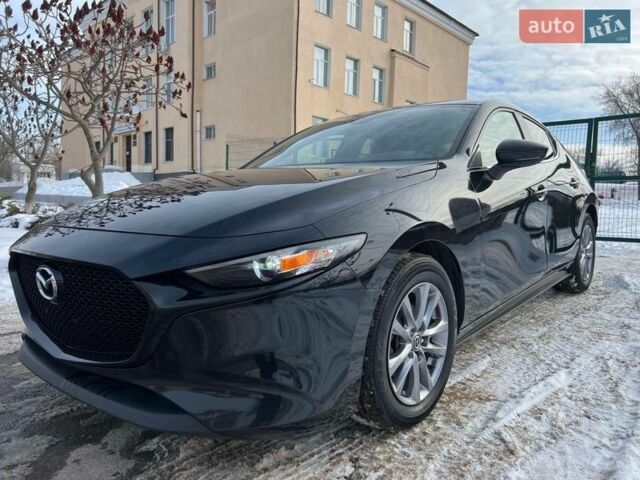 Черный Мазда 3, объемом двигателя 2 л и пробегом 73 тыс. км за 15900 $, фото 1 на Automoto.ua