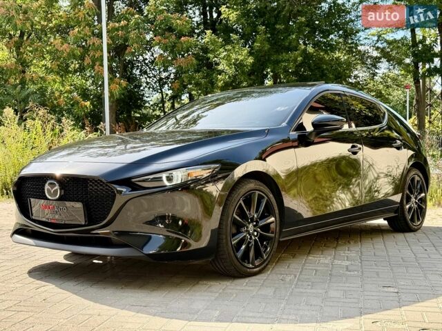 Черный Мазда 3, объемом двигателя 2.49 л и пробегом 70 тыс. км за 17500 $, фото 1 на Automoto.ua