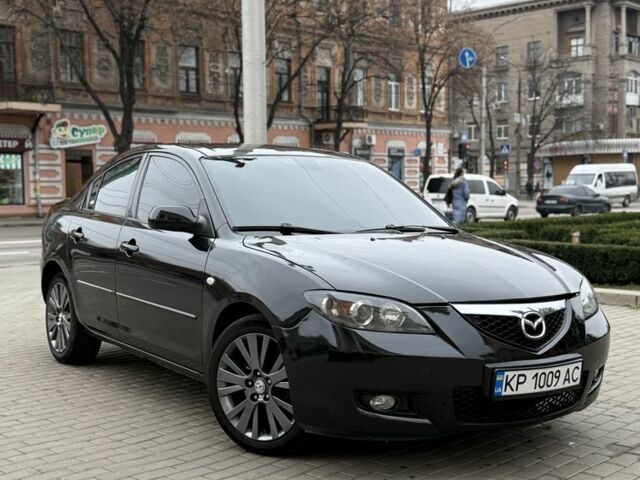 Черный Мазда 3, объемом двигателя 1.6 л и пробегом 290 тыс. км за 3650 $, фото 1 на Automoto.ua