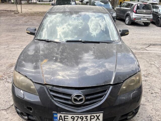 Черный Мазда 3, объемом двигателя 2 л и пробегом 228 тыс. км за 2400 $, фото 1 на Automoto.ua